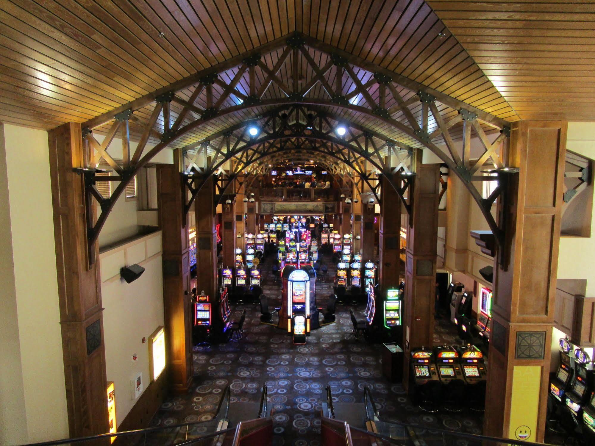 Lady Luck Casino بلاك هوك المظهر الخارجي الصورة