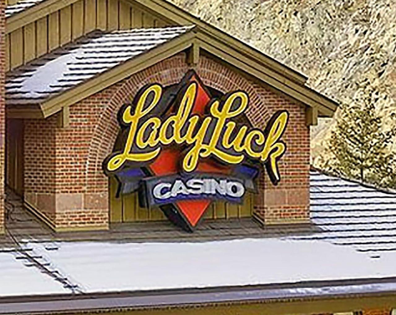 Lady Luck Casino بلاك هوك المظهر الخارجي الصورة